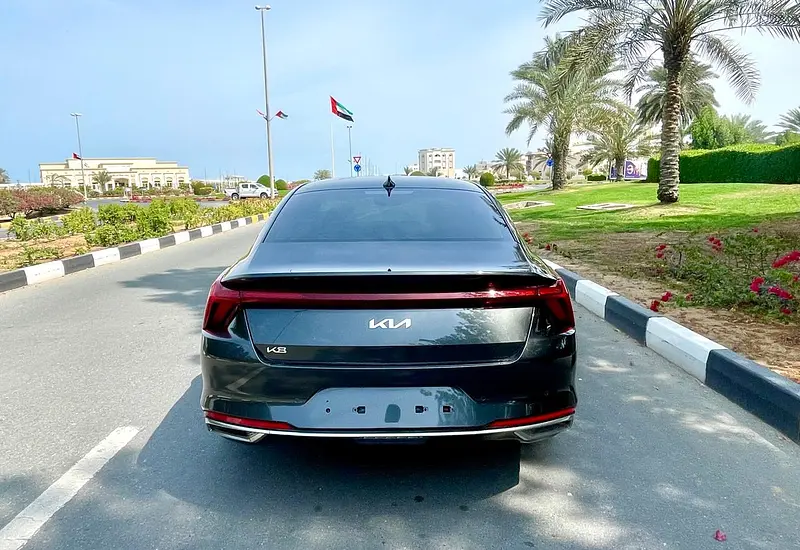 2023 Kia K8 