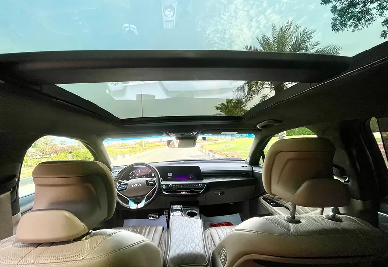 2023 Kia K8 