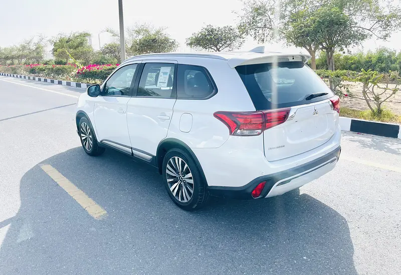 2020 Mitsubishi Outlander GLX Medium Line