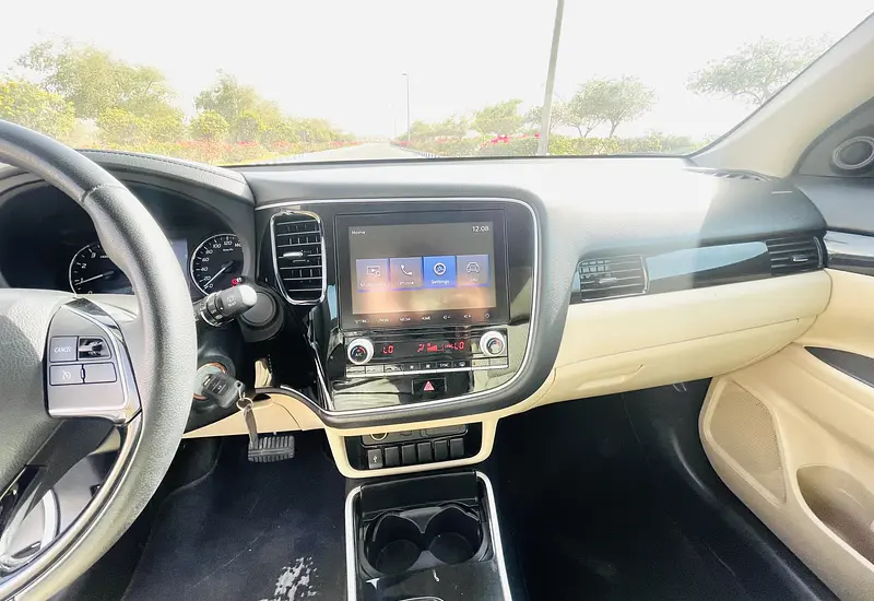 2020 Mitsubishi Outlander GLX Medium Line