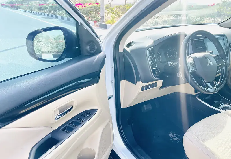2020 Mitsubishi Outlander GLX Medium Line