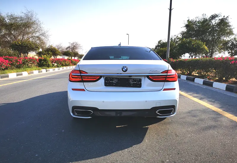 2016 BMW 740Li 
