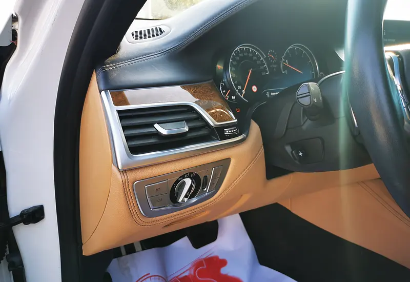 2016 BMW 740Li 