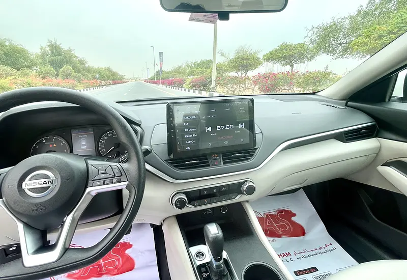 2022 Nissan Altima SE