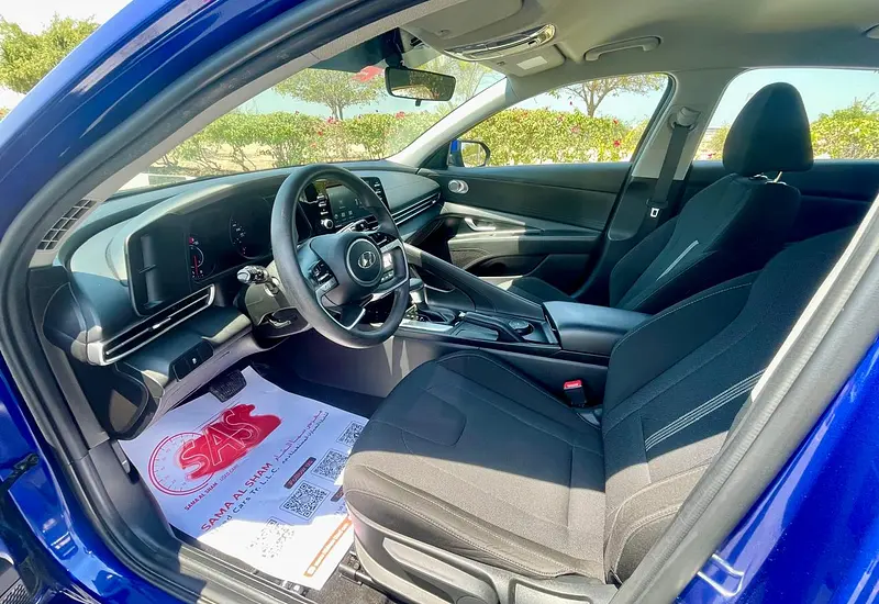 2022 Hyundai Elantra Comfort