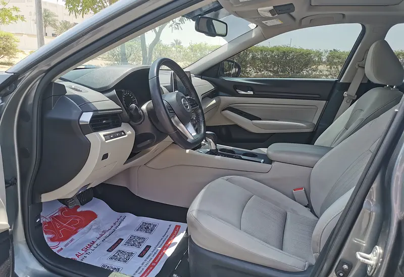 2020 Nissan Altima SV