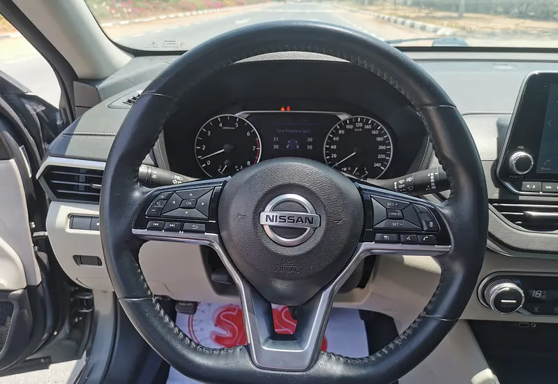 2020 Nissan Altima SV