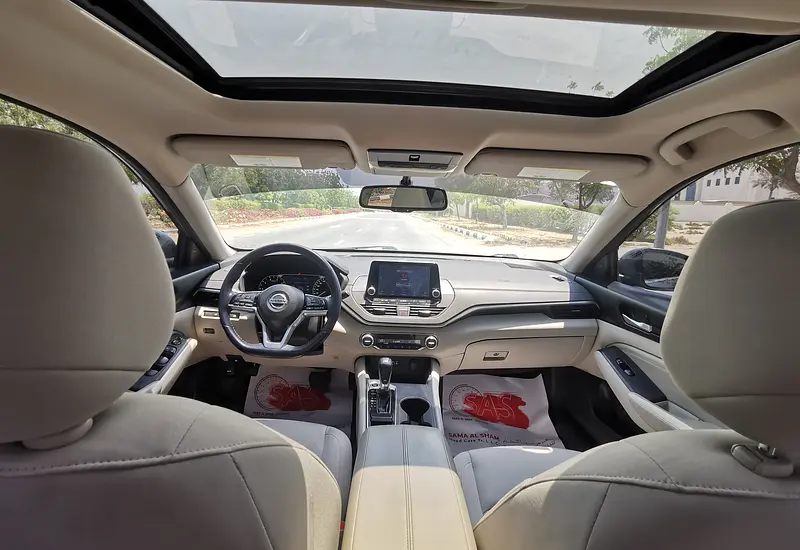 2020 Nissan Altima SV