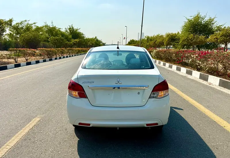 2019 Mitsubishi Attrage 